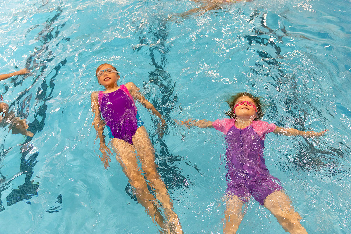 Instructional Swimming Lessons for Children - Swim Tank